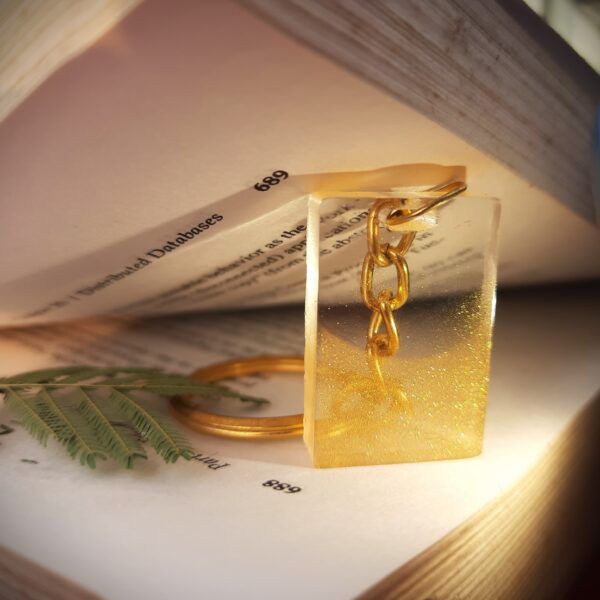 Golden Glitter Resin Keyring