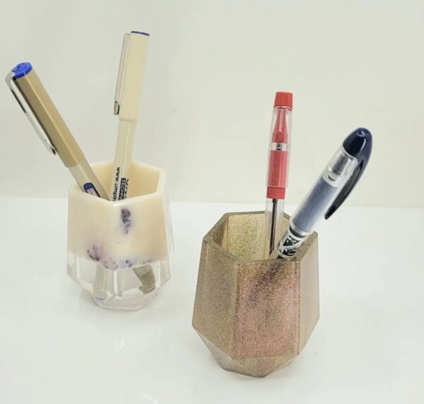 Pen stand
