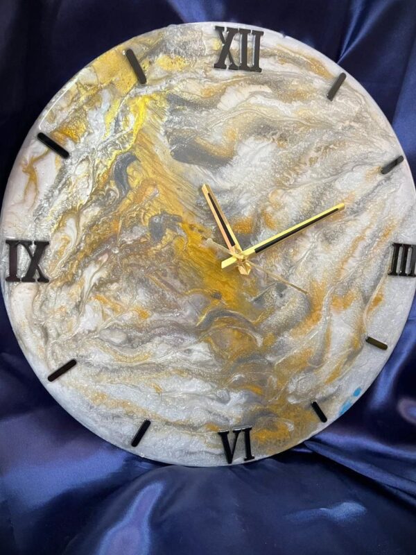 Sunehra Samay – The Golden Hour Wall Clock - Image 2